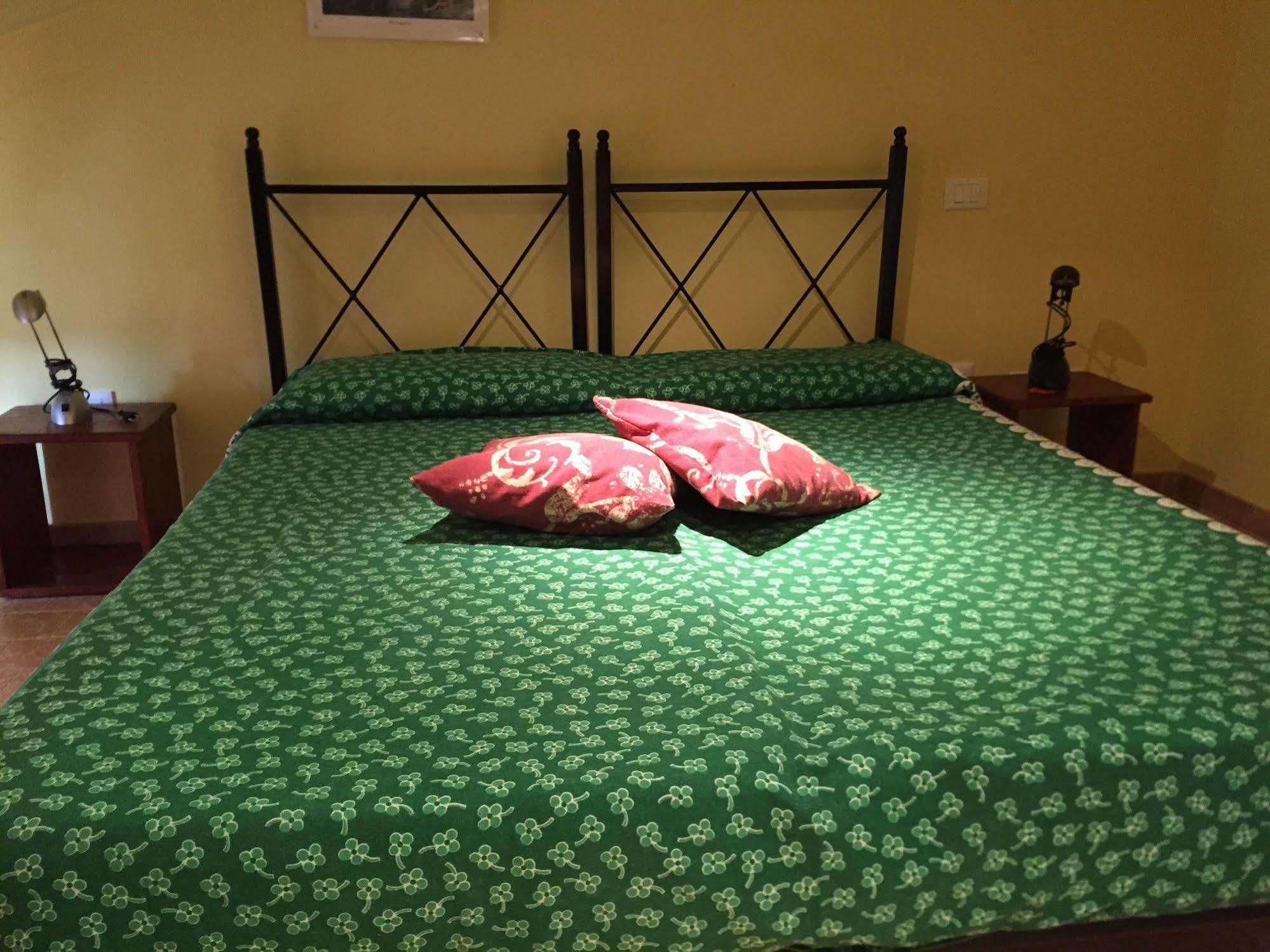 Elicrim Hotel Santo Stefano di Magra Eksteriør billede